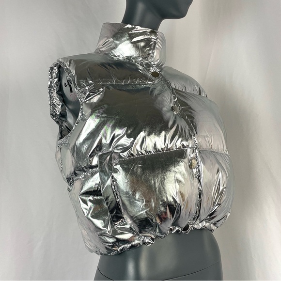 Modern Mirror Tin Foiled Puffer Vest - Picture 2 of 8